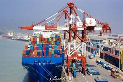تخلیه وبارگیری ۶۹ میلیون تن کالا در بنادر ایران طی ۴ ماهه اول سال
