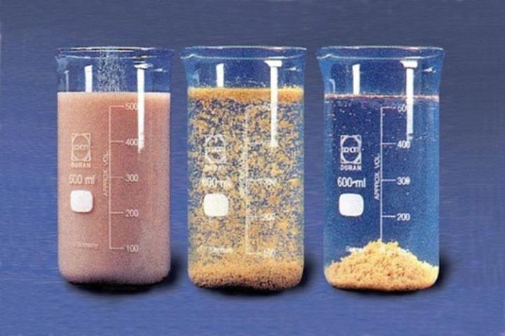 منعقد کننده ها و لخته سازها چگونه در تصفیه آب و فاضلاب استفاده می شوند؟