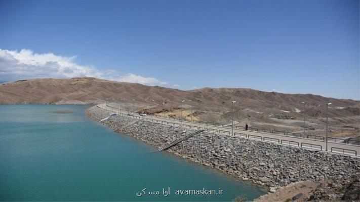 ۶۱ درصد سدهای کشور پر هستند