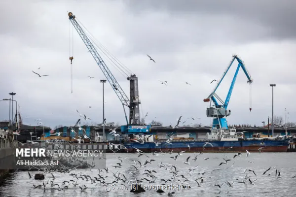 چرا مناطق آزاد از مسیر توسعه منحرف شدند؟